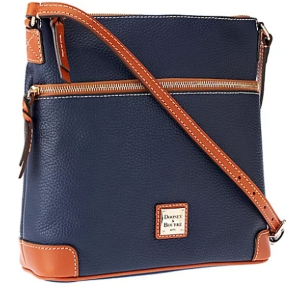 Dooney & Bourkey Crossbody Bag - Picture 1 of 4